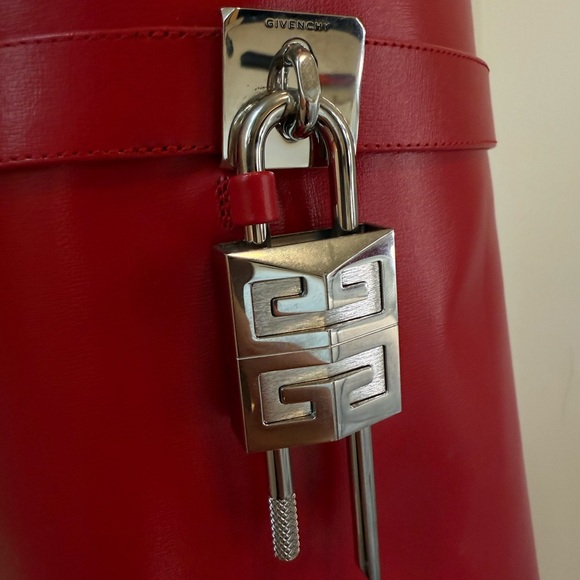 Red Givenchy Shark Lock high knee boots size 39 run small - Picture 9 of 10